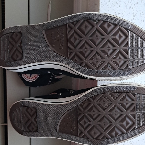 Converse Black Sneakers High-Top Canvas with White Laces - Picture 9 of 10